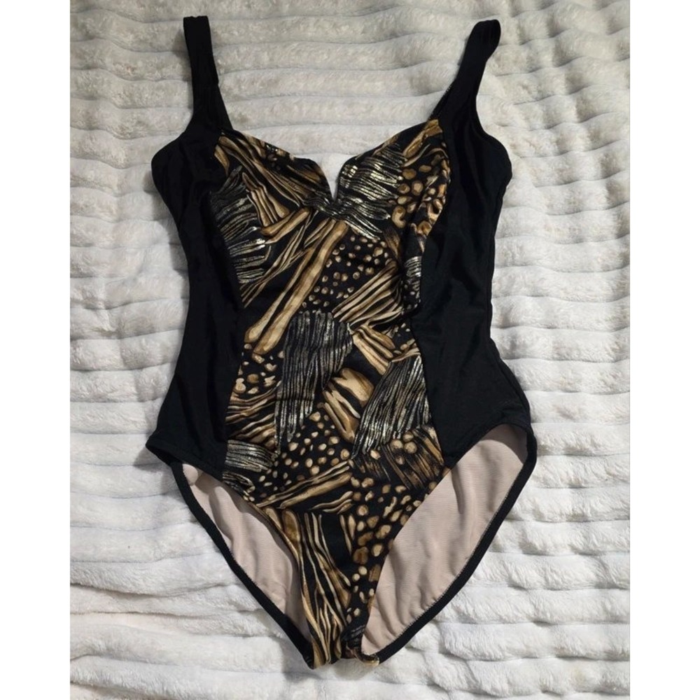 Women's size 14 one piece swimsuit